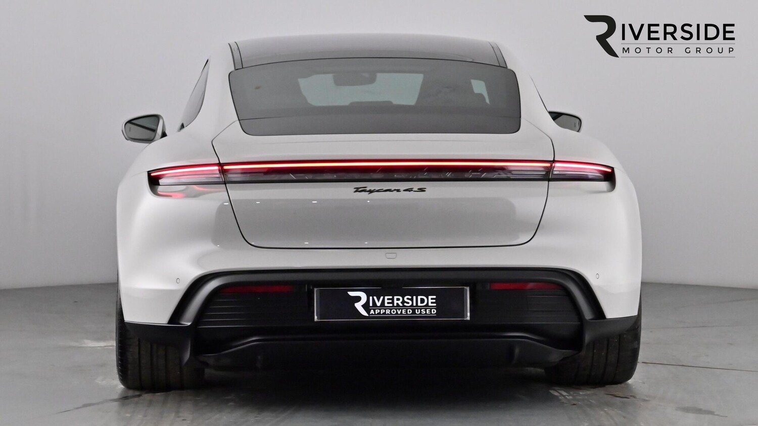 Used Porsche Taycan 2022 for sale - 77877516: Photo 11