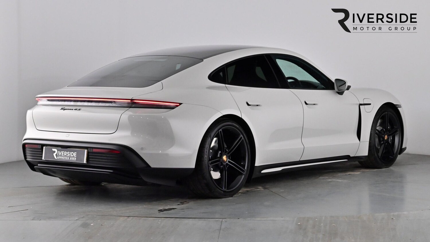 Used Porsche Taycan 2022 for sale - 77877516: Photo 17