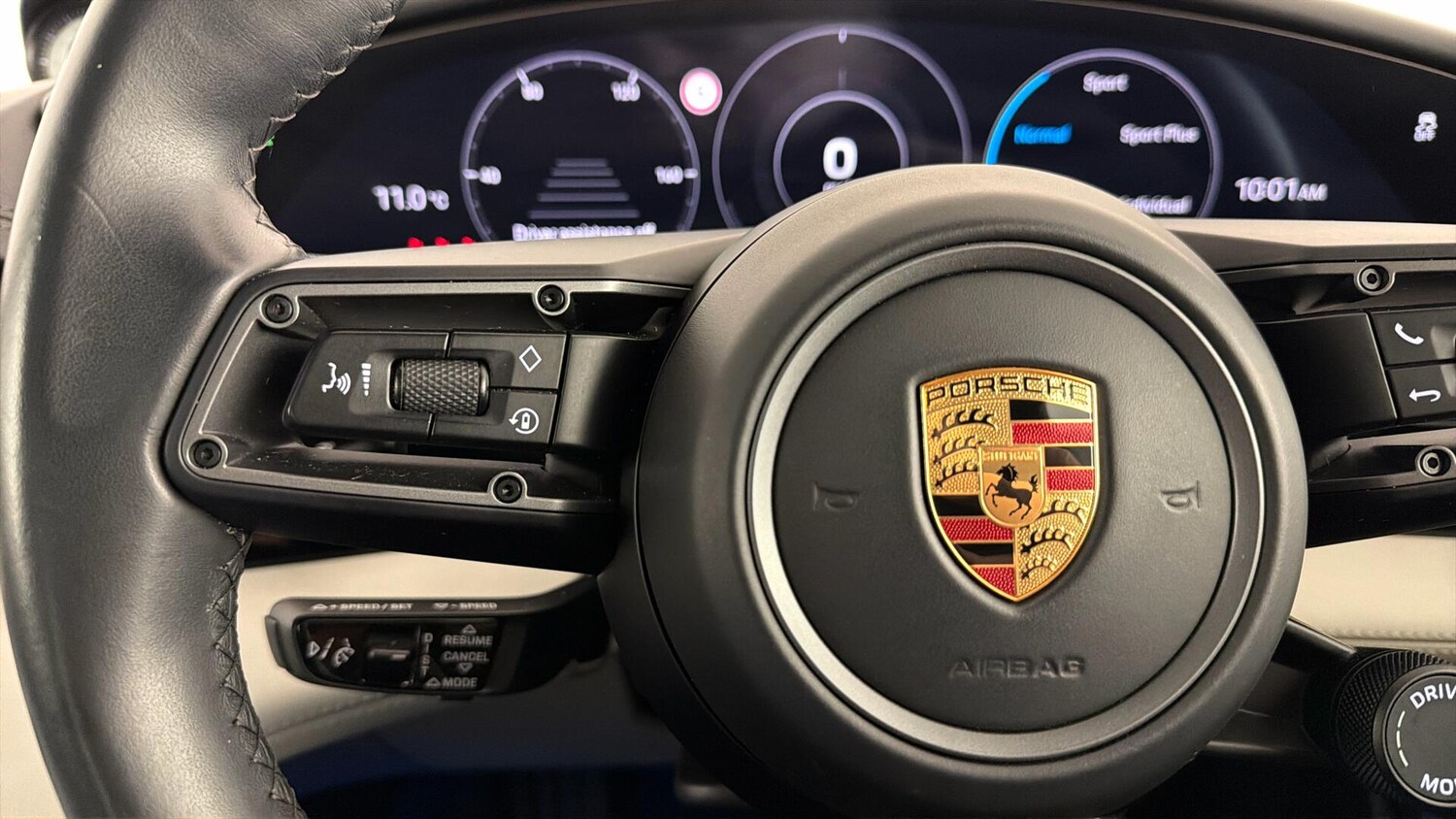 Used Porsche Taycan 2022 for sale - 77877516: Photo 29