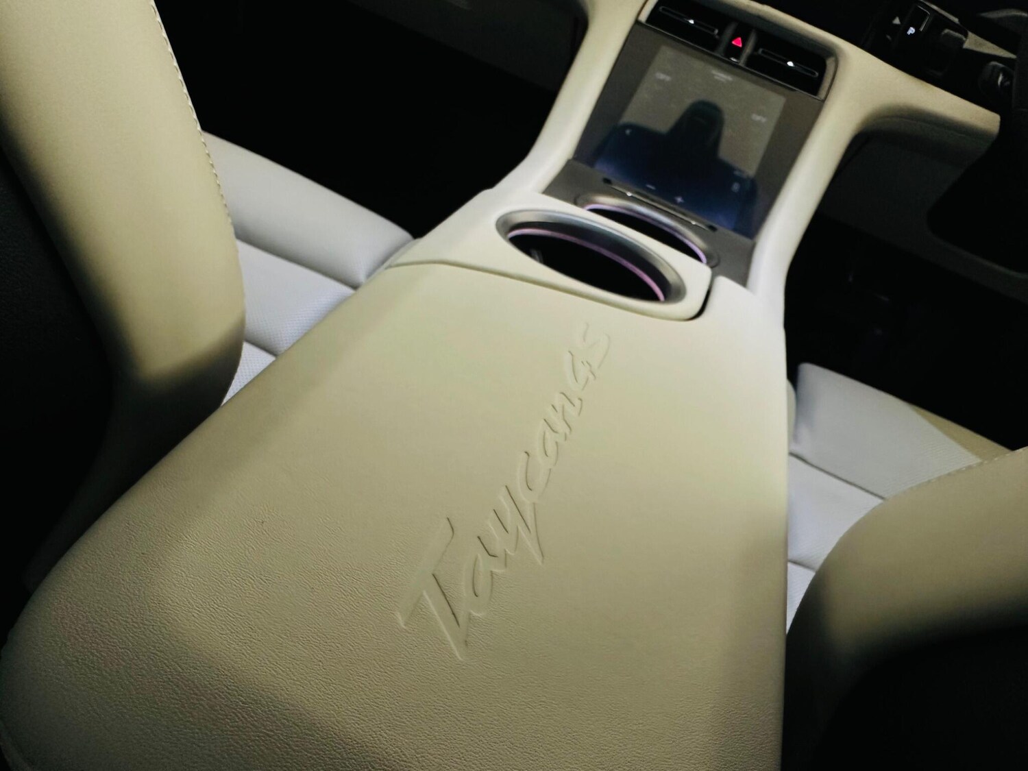 Used Porsche Taycan 2022 for sale - 77877516: Photo 48