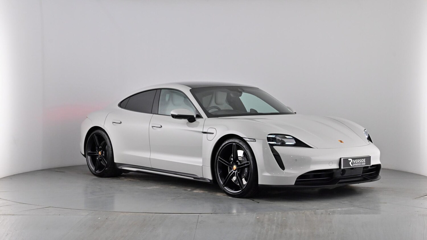 Used Porsche Taycan 2022 for sale - 77877516: Photo 54