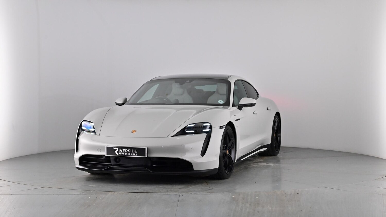 Used Porsche Taycan 2022 for sale - 77877516: Photo 60