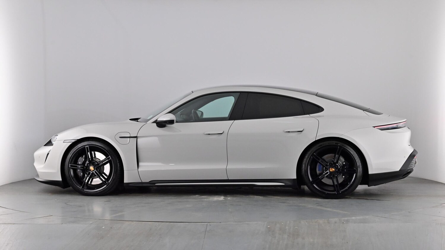 Used Porsche Taycan 2022 for sale - 77877516: Photo 68