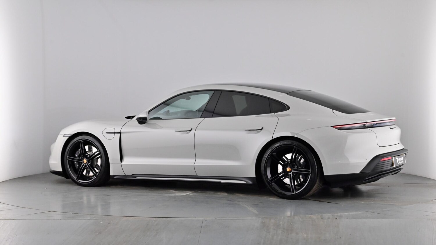 Used Porsche Taycan 2022 for sale - 77877516: Photo 70