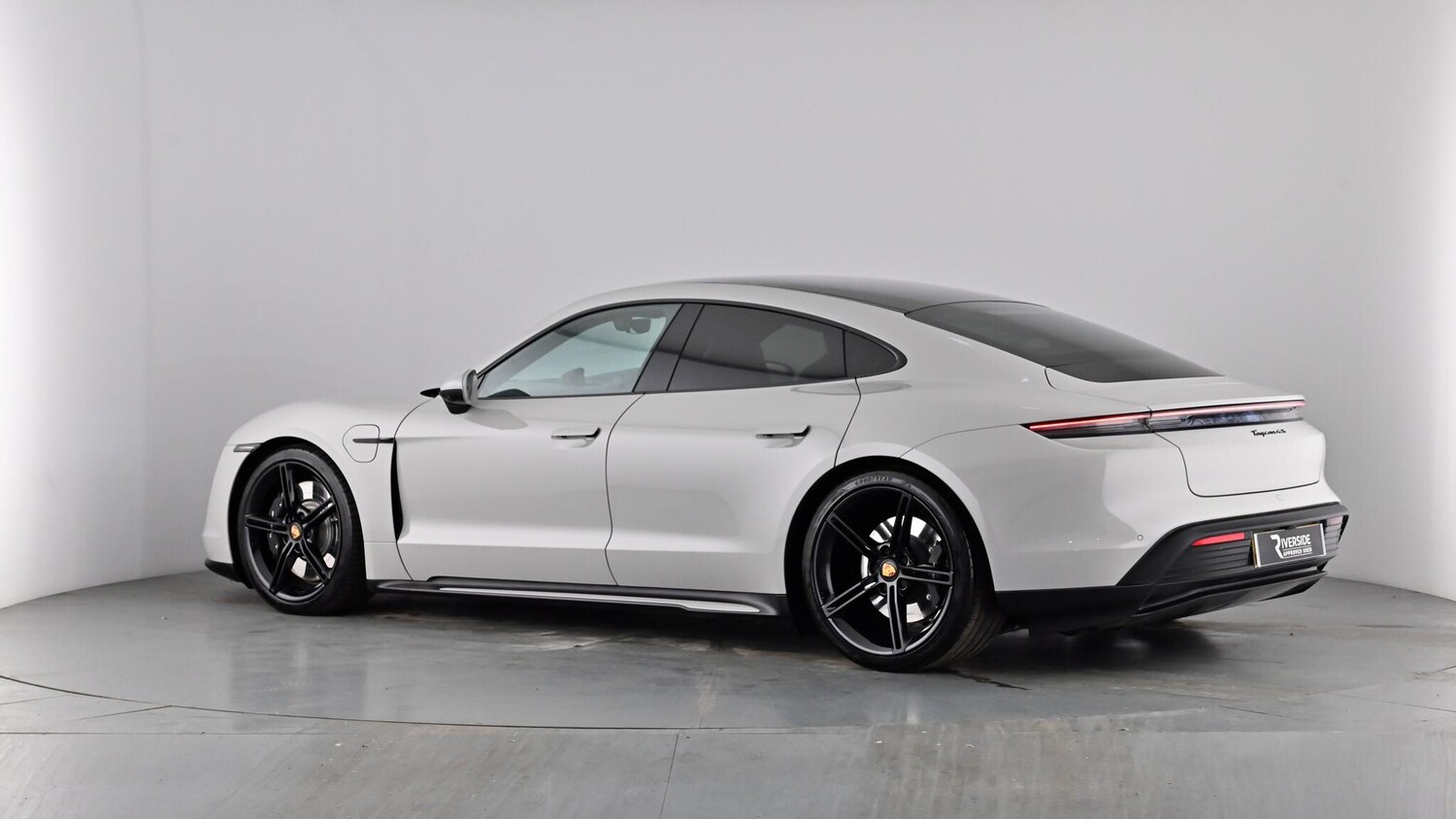 Used Porsche Taycan 2022 for sale - 77877516: Photo 71