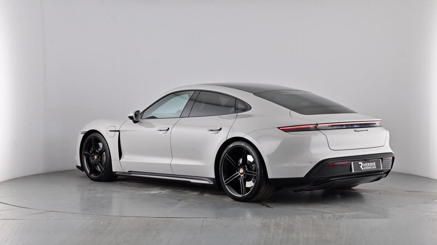 Used Porsche Taycan 2022 for sale - 77877516: Photo 72