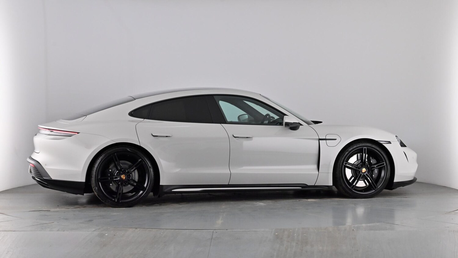 Used Porsche Taycan 2022 for sale - 77877516: Photo 84