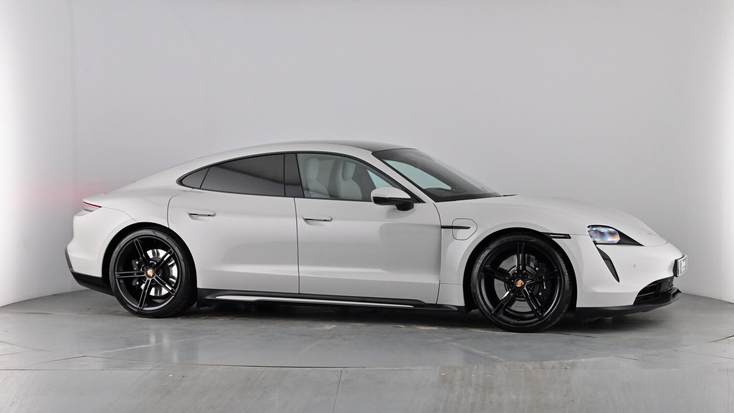 Used Porsche Taycan 2022 for sale - 77877516: Photo 87