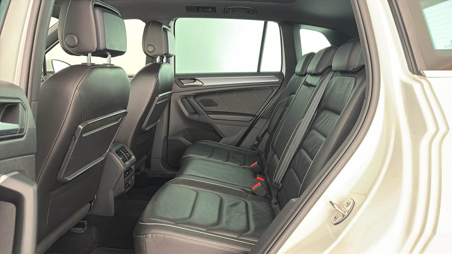 Used Volkswagen Tiguan 2019 for sale - 78049830: Photo 11