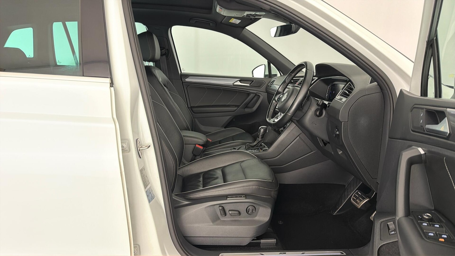 Used Volkswagen Tiguan 2019 for sale - 78049830: Photo 15