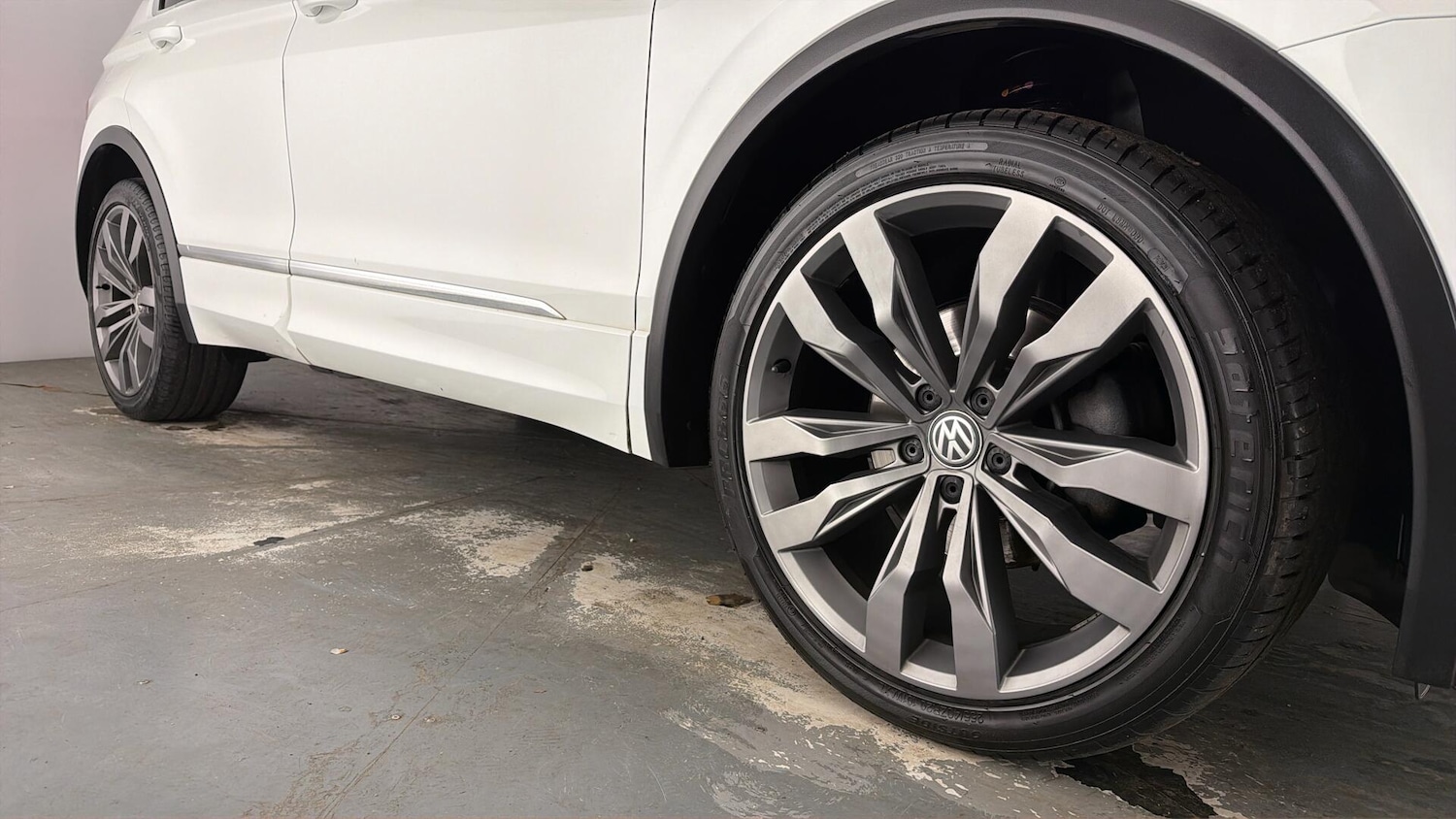 Used Volkswagen Tiguan 2019 for sale - 78049830: Photo 24