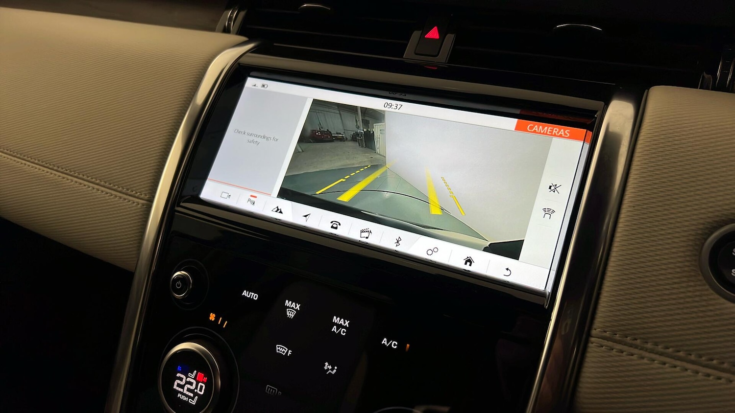 Used Land Rover Discovery Sport 2020 for sale - 76696404: Photo 22