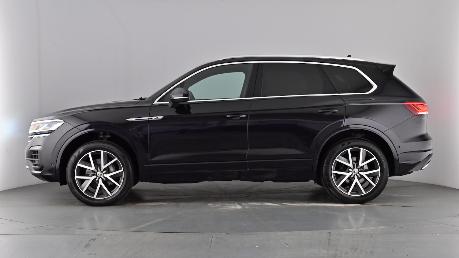 Used Volkswagen Touareg 2018 for sale - 77927440: Photo 21