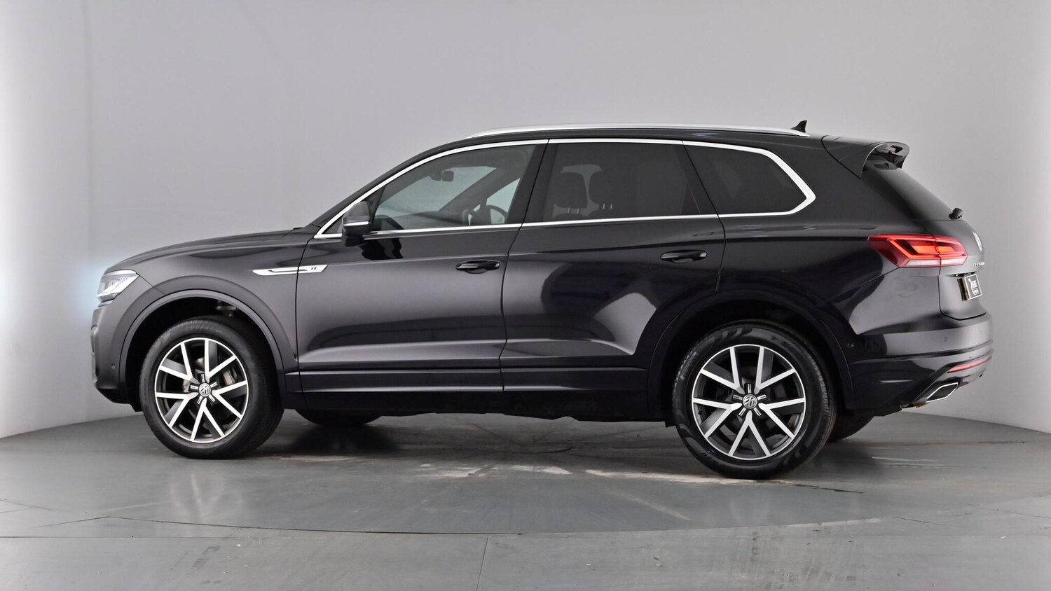 Used Volkswagen Touareg 2018 for sale - 77927440: Photo 23