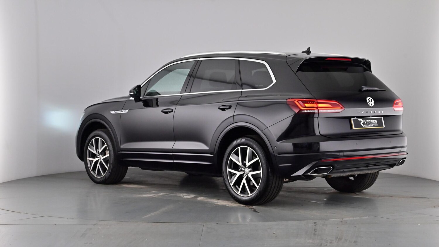 Used Volkswagen Touareg 2018 for sale - 77927440: Photo 26