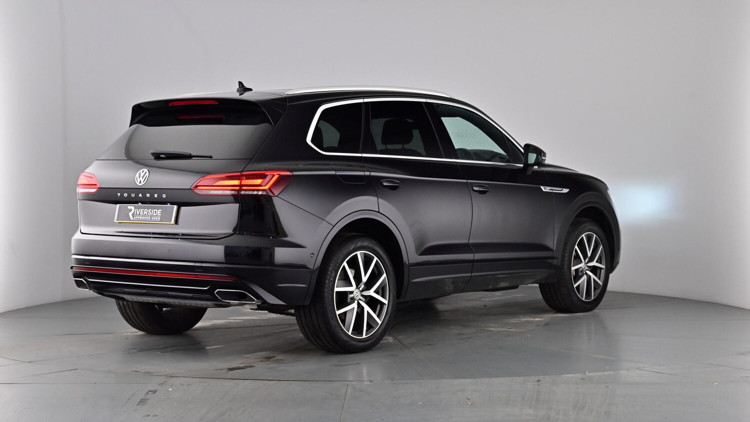 Used Volkswagen Touareg 2018 for sale - 77927440: Photo 34