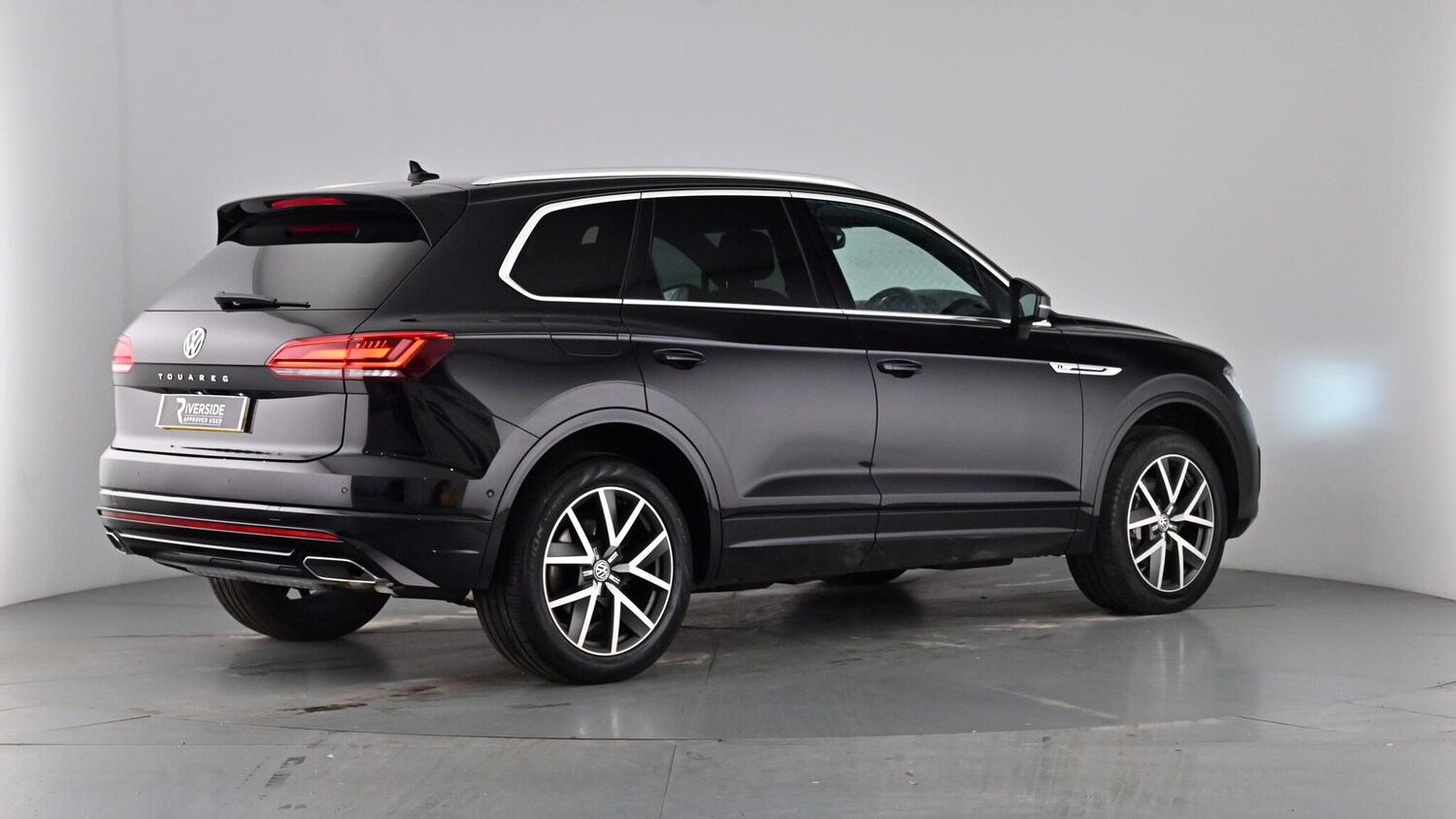 Used Volkswagen Touareg 2018 for sale - 77927440: Photo 35