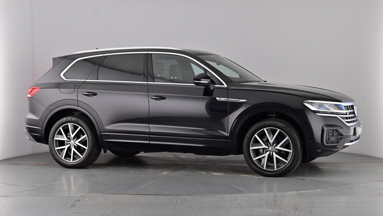 Used Volkswagen Touareg 2018 for sale - 77927440: Photo 41