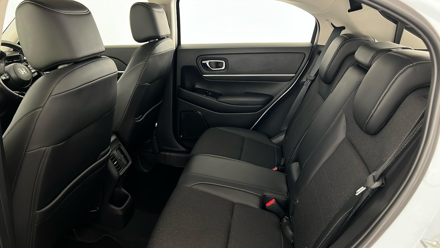 Used Honda HR-V 2022 for sale - 76914860: Photo 11