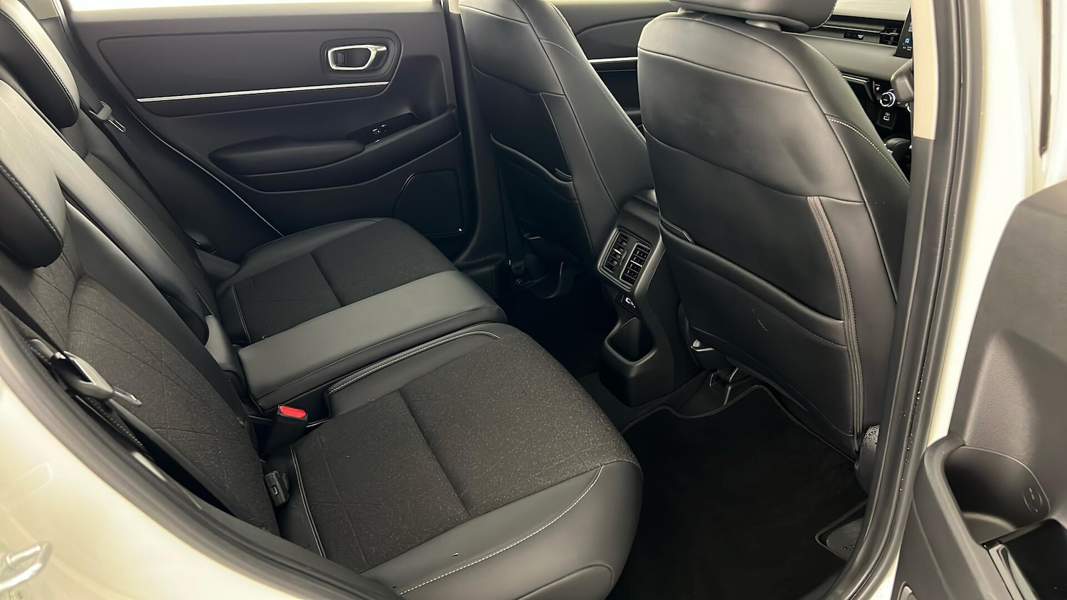 Used Honda HR-V 2022 for sale - 76914860: Photo 13