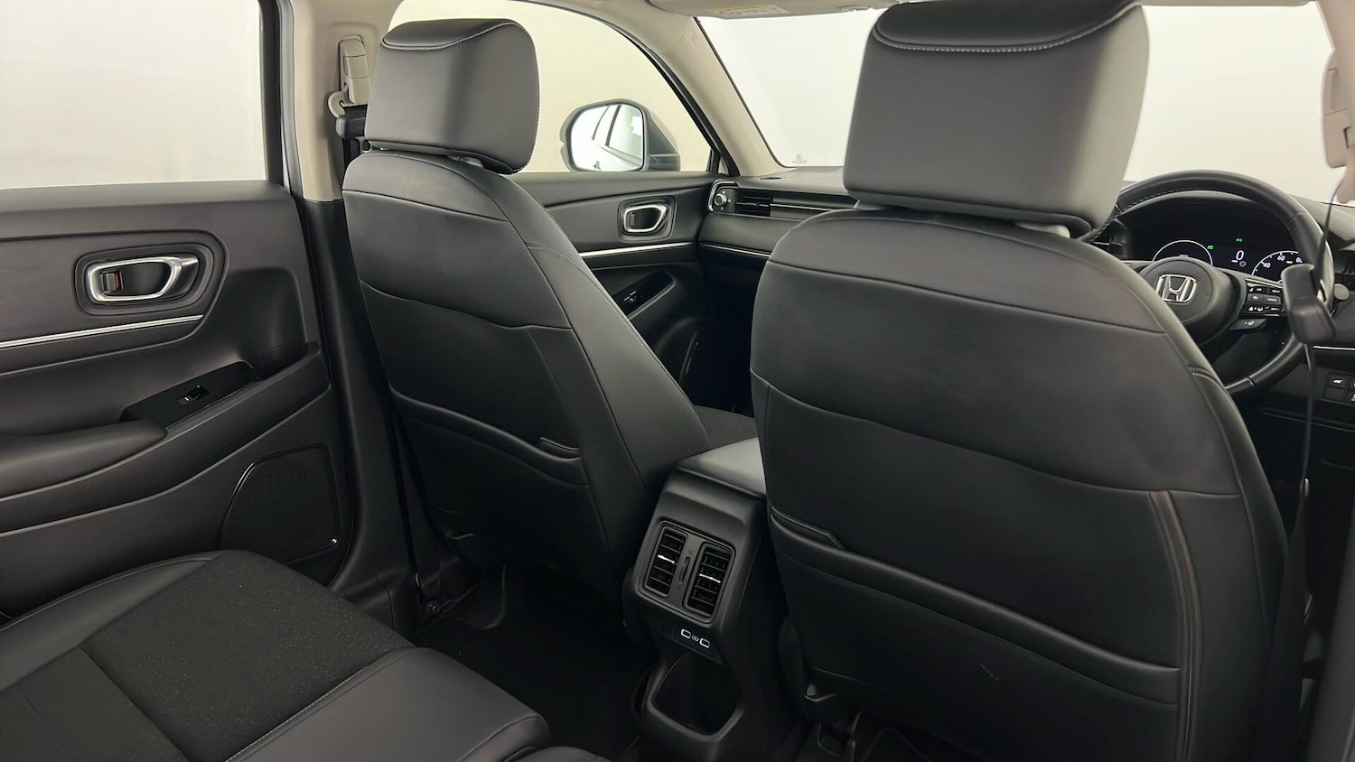 Used Honda HR-V 2022 for sale - 76914860: Photo 30