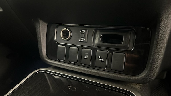 Used Mitsubishi Outlander 2018 for sale - 76124319: Photo 35
