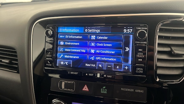 Used Mitsubishi Outlander 2018 for sale - 76124319: Photo 38