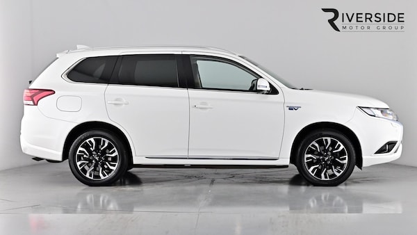 Used Mitsubishi Outlander 2018 for sale - 76124319: Photo 3