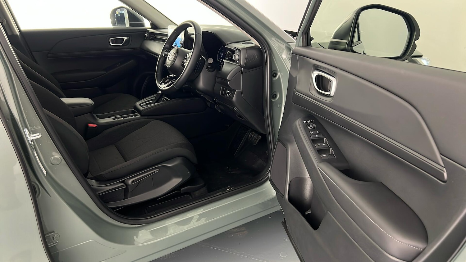 Used Honda HR-V 2025 for sale - 76704417: Photo 15