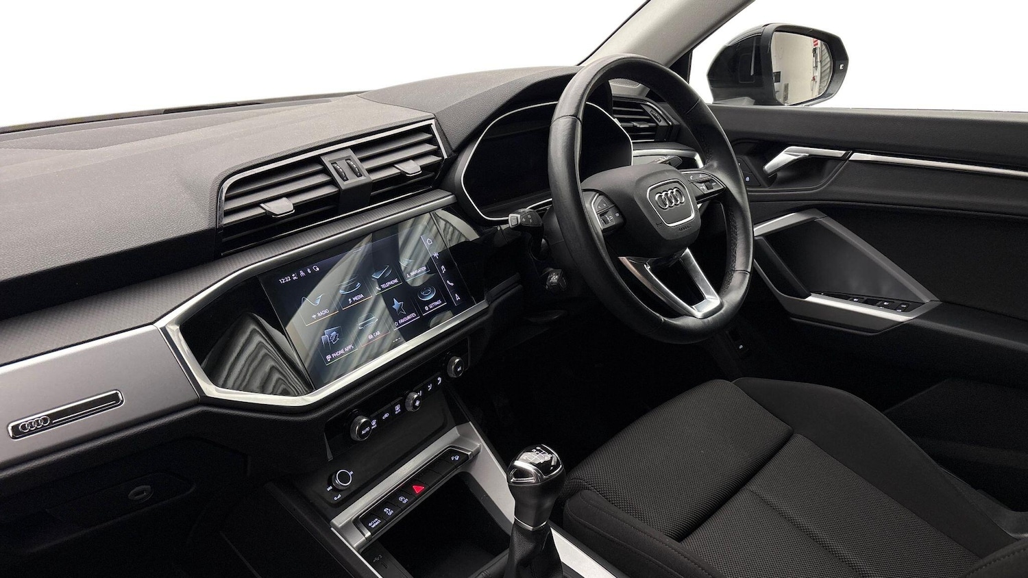 Used Audi Q3 2021 for sale - 77552369: Photo 2