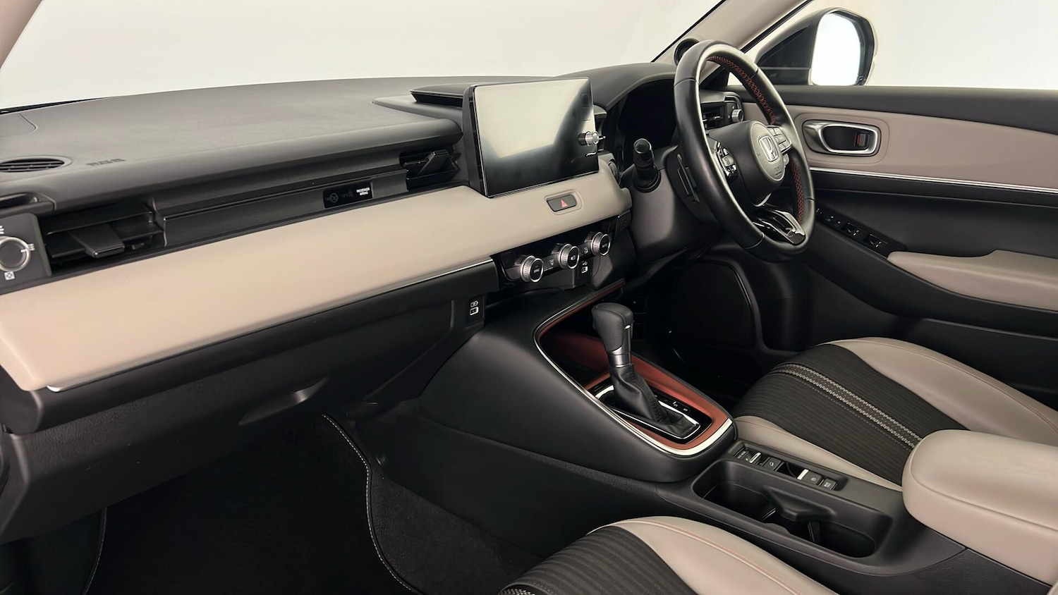 Used Honda HR-V 2022 for sale - 76722332: Photo 9