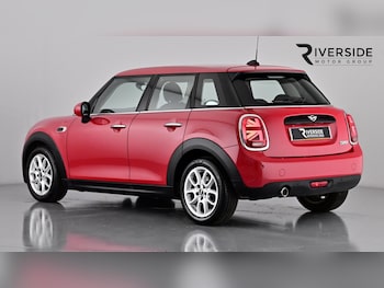 Used MINI Hatch 2018 for sale - 75702725: Photo