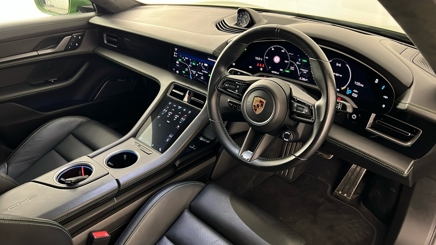 Used Porsche Taycan 2022 for sale - 76915084: Photo 14