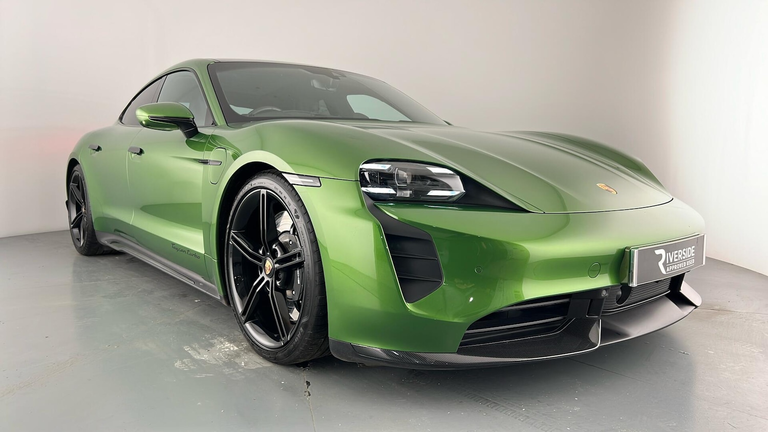 Used Porsche Taycan 2022 for sale - 76915084: Photo 19