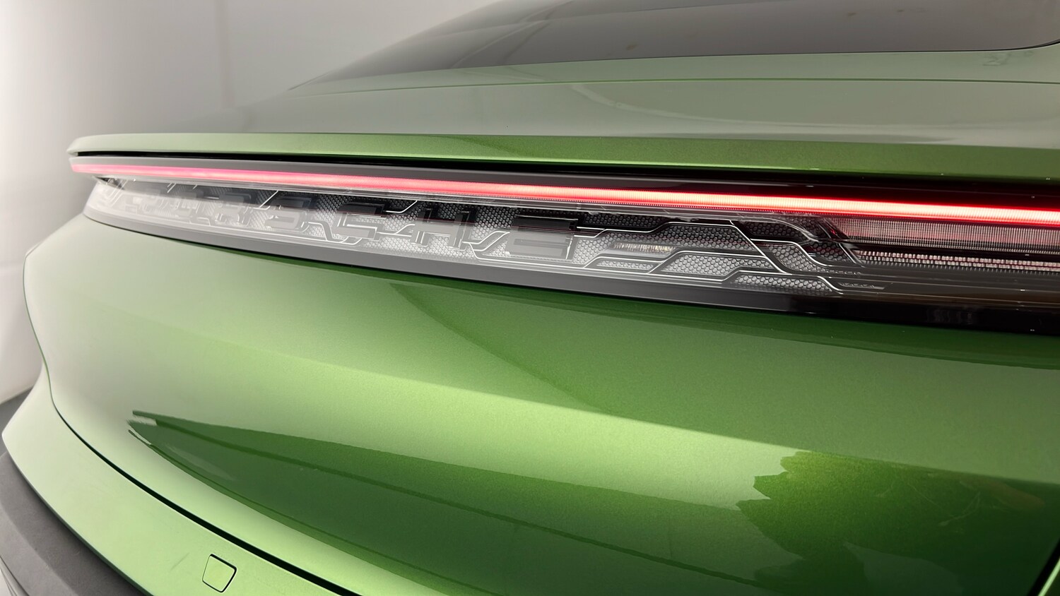 Used Porsche Taycan 2022 for sale - 76915084: Photo 27