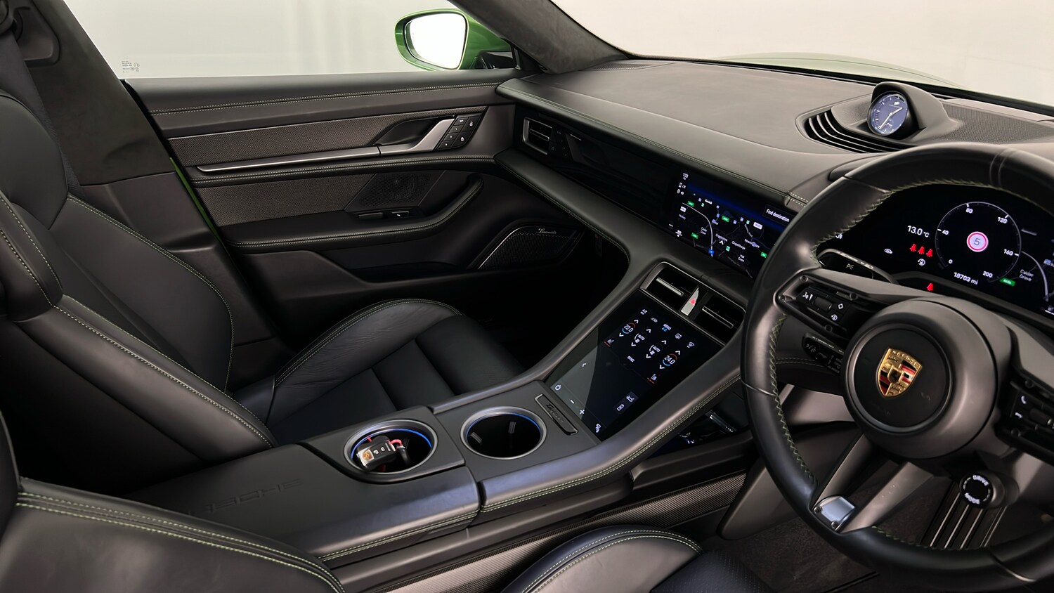 Used Porsche Taycan 2022 for sale - 76915084: Photo 34