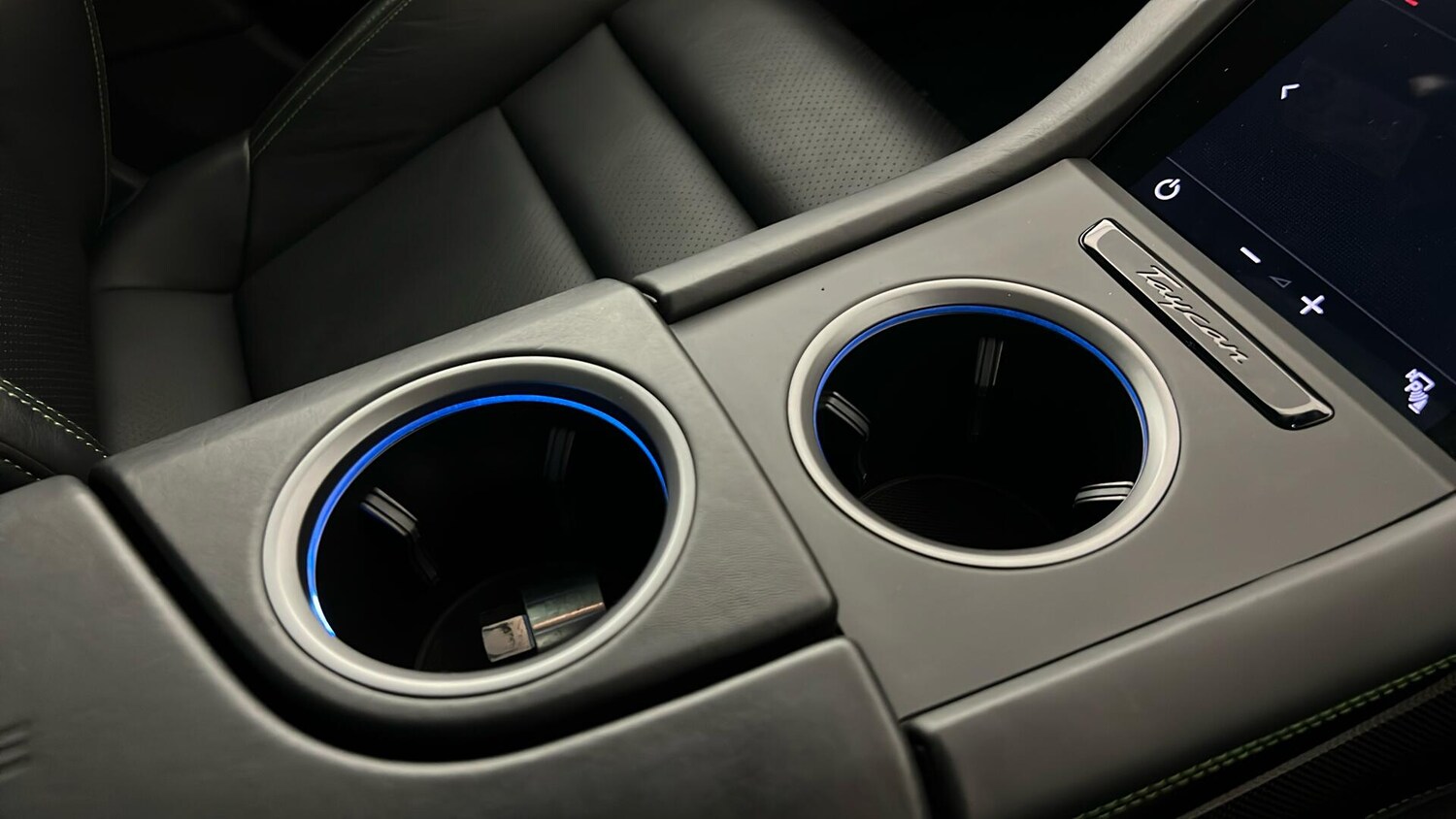 Used Porsche Taycan 2022 for sale - 76915084: Photo 38