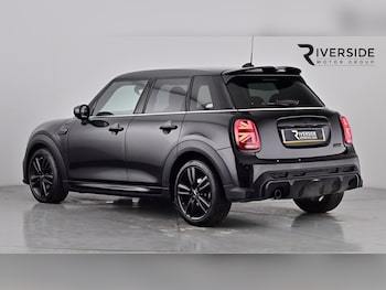 Used MINI Hatch 2023 for sale - 76328071: Photo