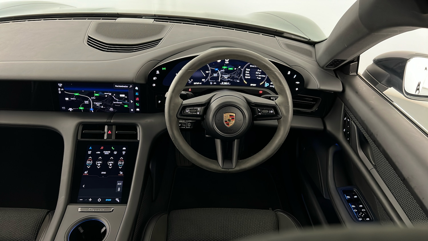 Used Porsche Taycan 2021 for sale - 77063318: Photo 10