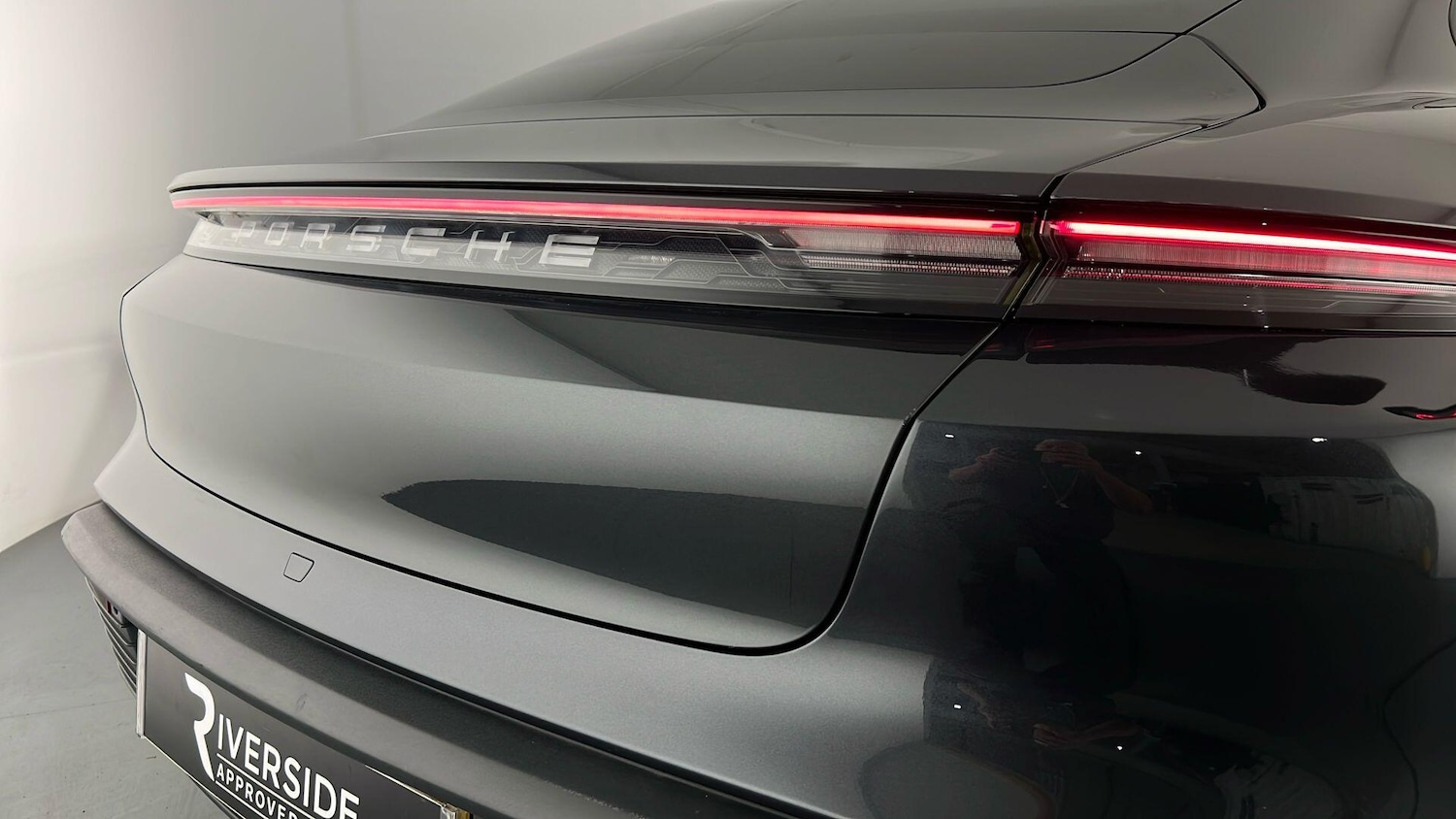 Used Porsche Taycan 2021 for sale - 77063318: Photo 18