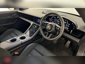 Used Porsche Taycan 2021 for sale - 77063318: Photo