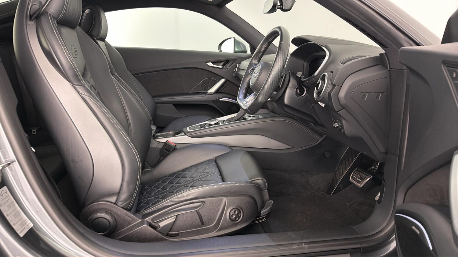 Used Audi TT 2022 for sale - 77526214: Photo 15