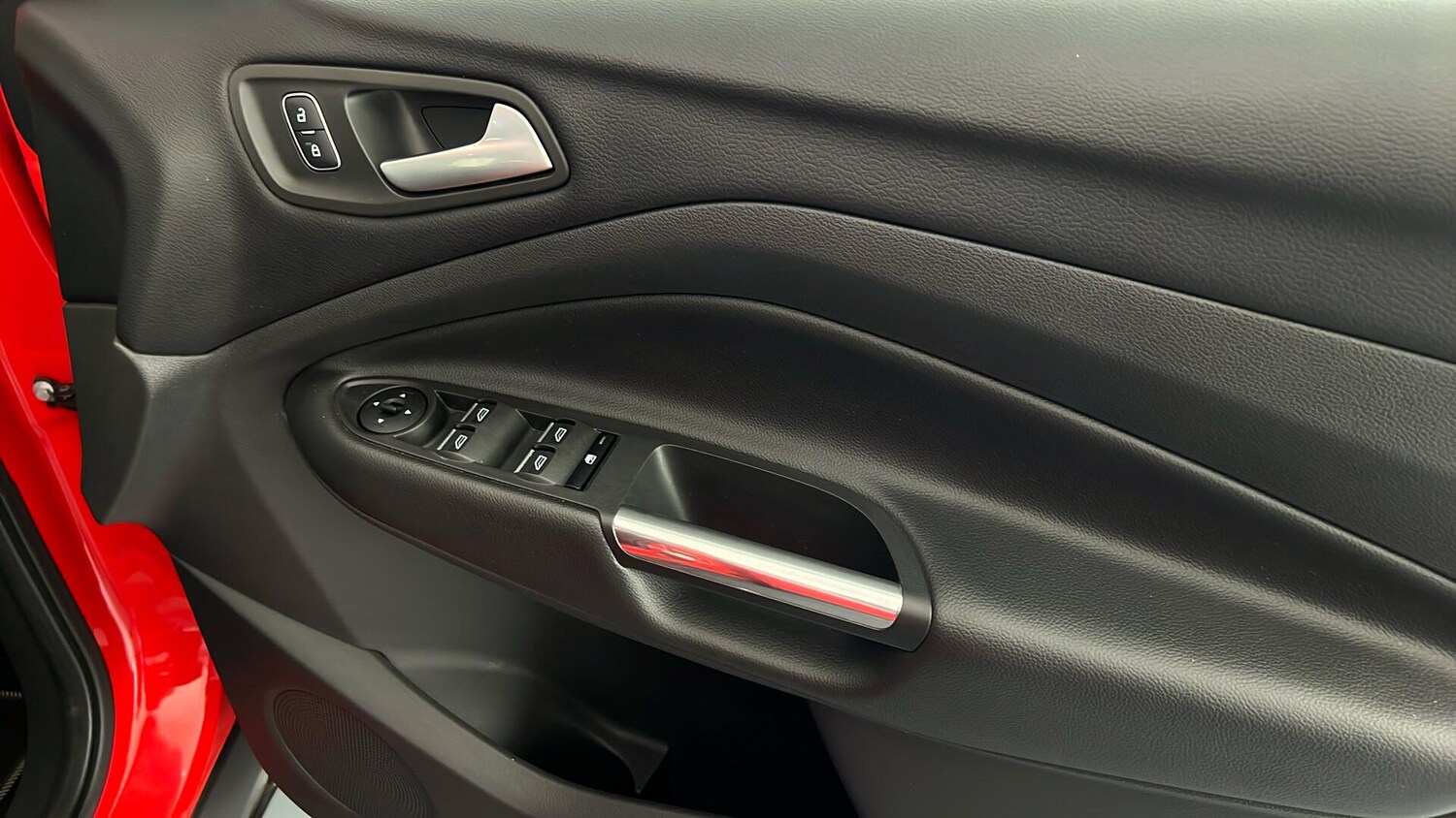 Used Ford Kuga 2019 for sale - 76745197: Photo 30