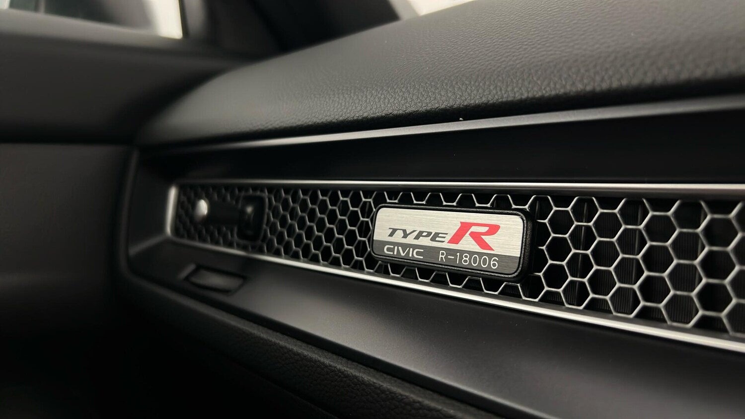 Used Honda Civic 2025 for sale - 77995017: Photo 42