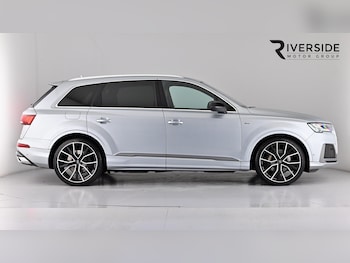Used Audi Q7 2023 for sale - 79341810: Photo