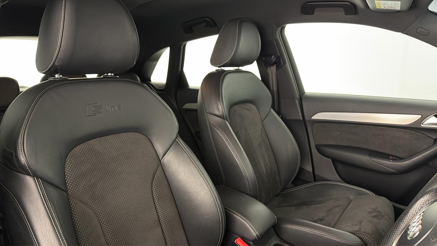 Used Audi Q3 2016 for sale - 77855741: Photo 33