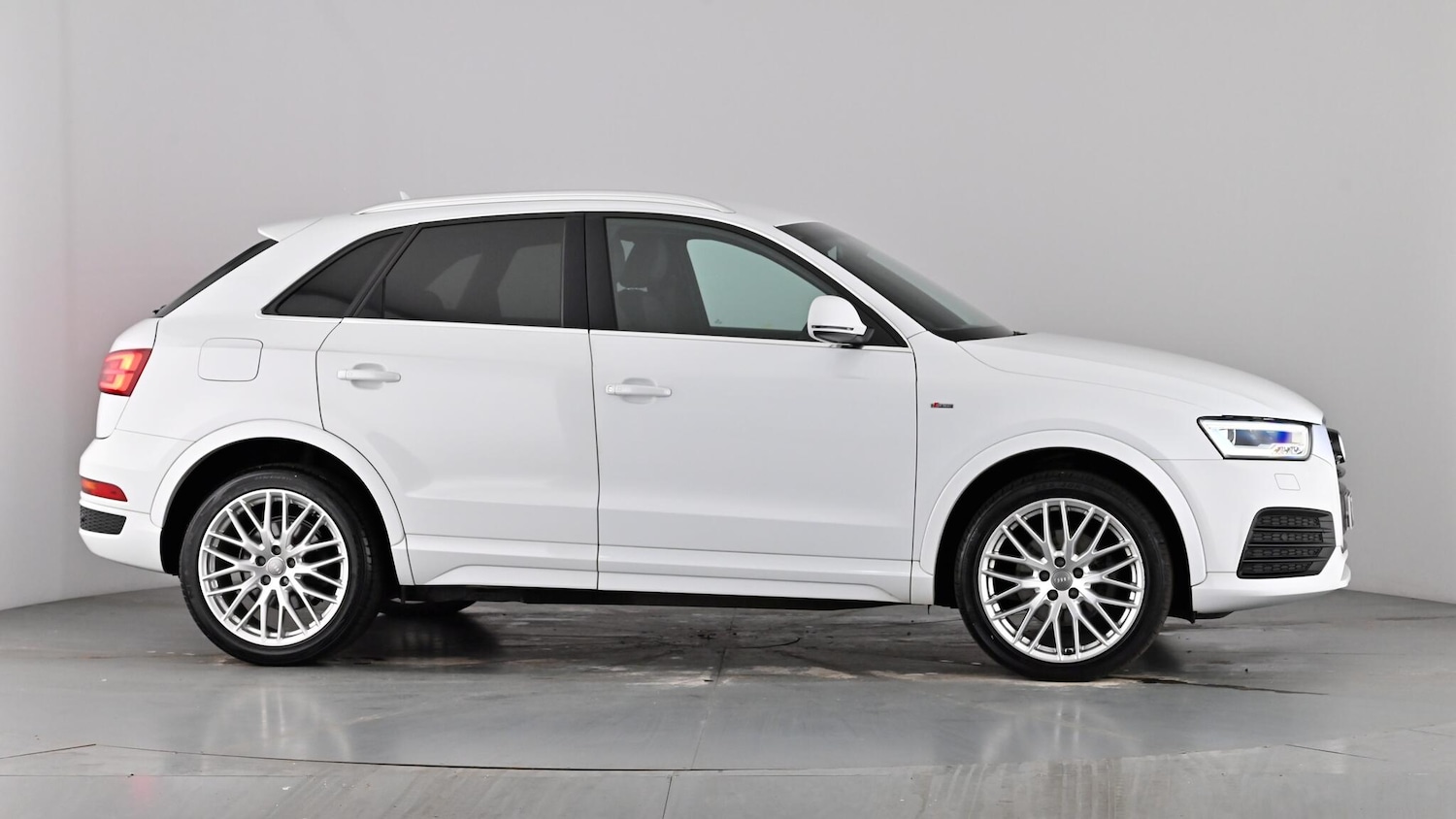 Used Audi Q3 2016 for sale - 77855741: Photo 73
