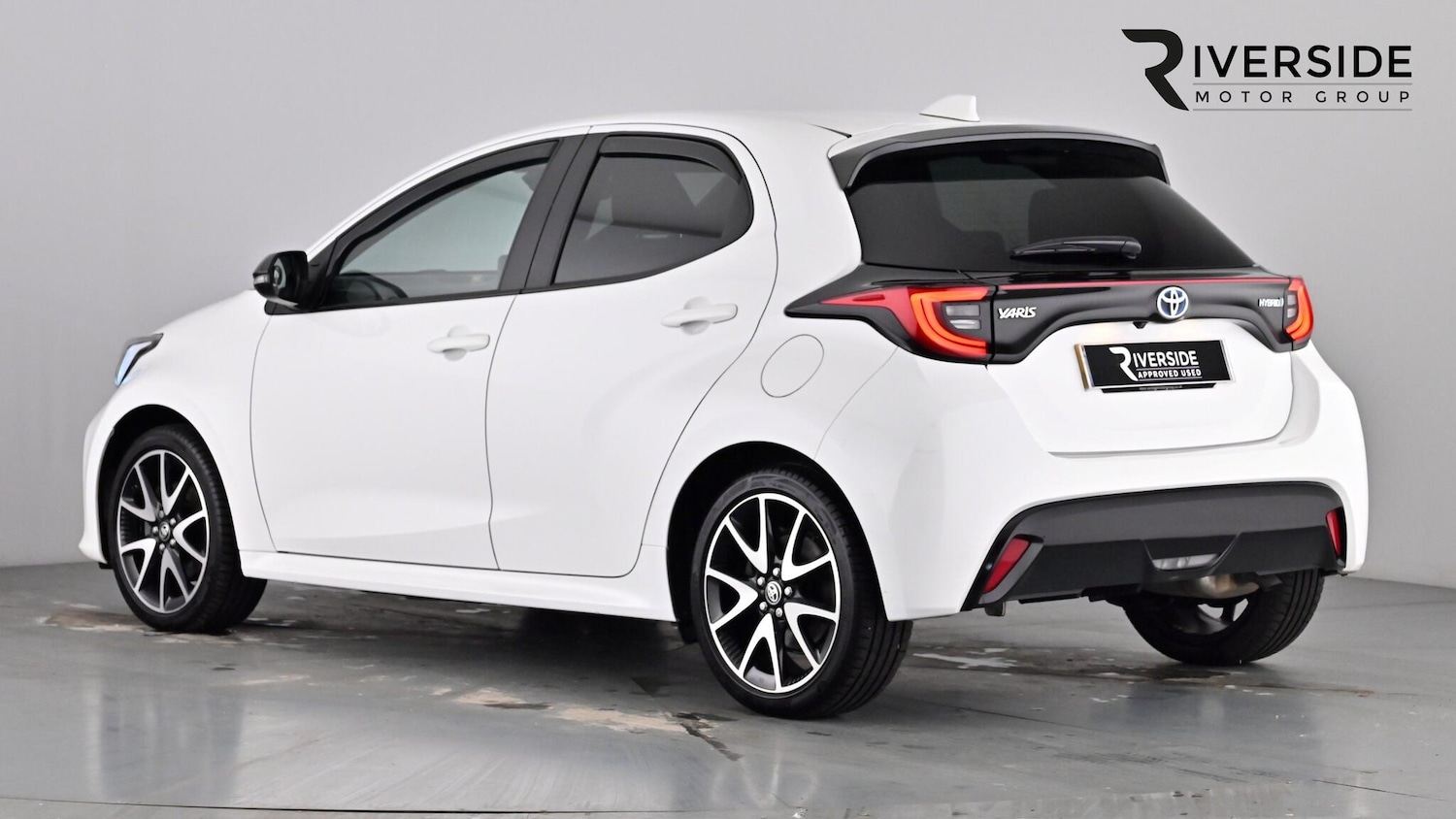 Used Toyota Yaris 2022 for sale - 77971751: Photo 2