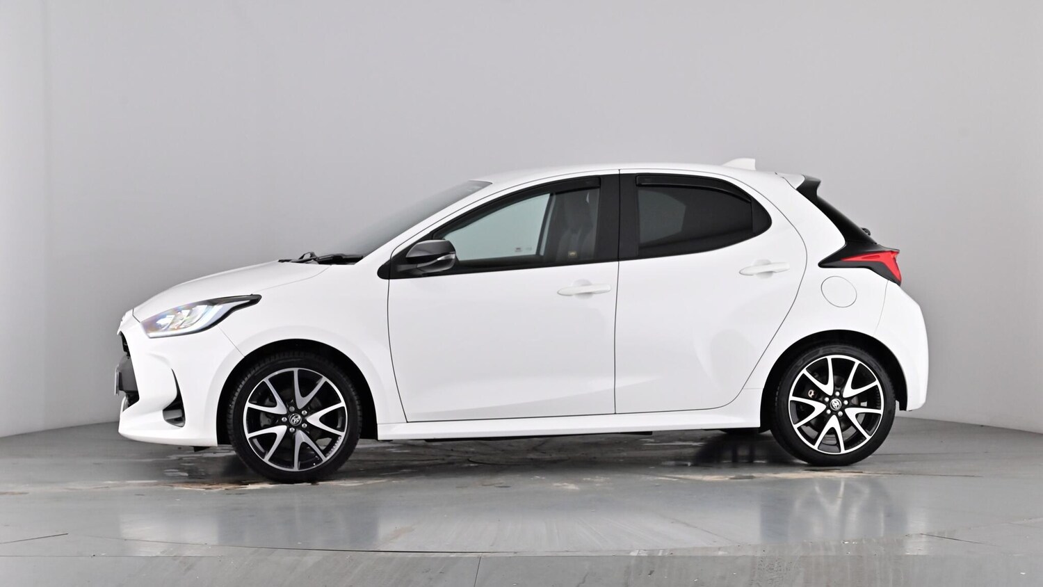 Used Toyota Yaris 2022 for sale - 77971751: Photo 20