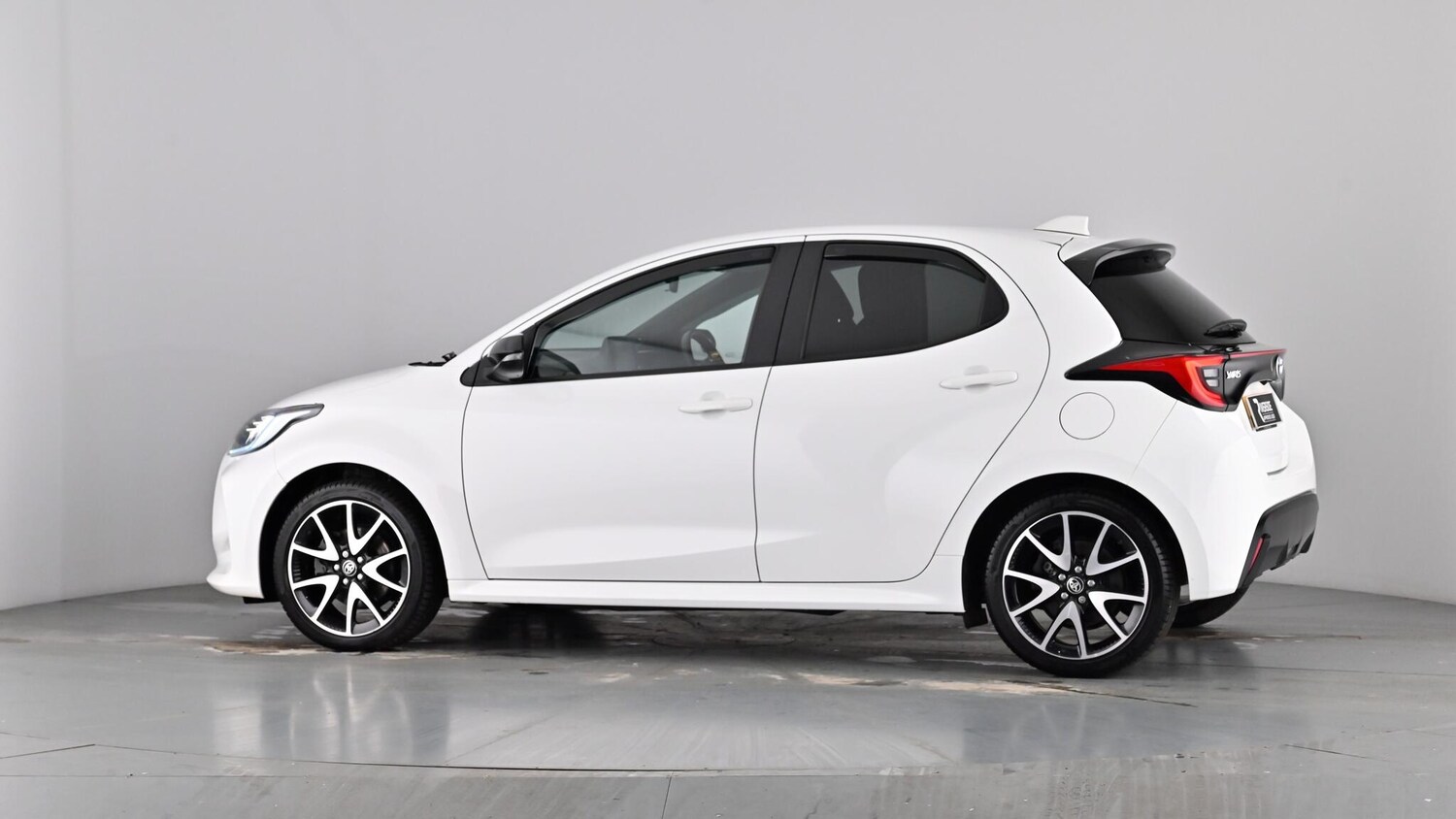 Used Toyota Yaris 2022 for sale - 77971751: Photo 23